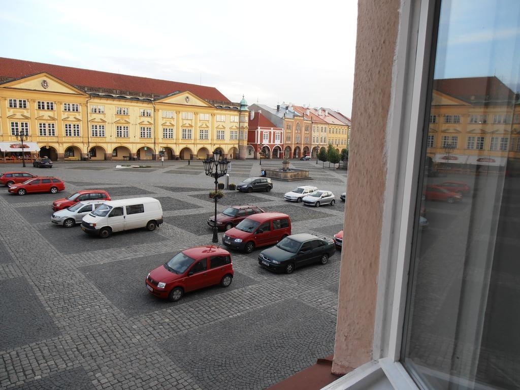 Penzion U Ceske Koruny Jičín Zewnętrze zdjęcie